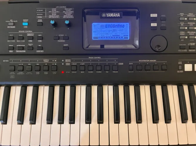 Vendo PSR-E473
