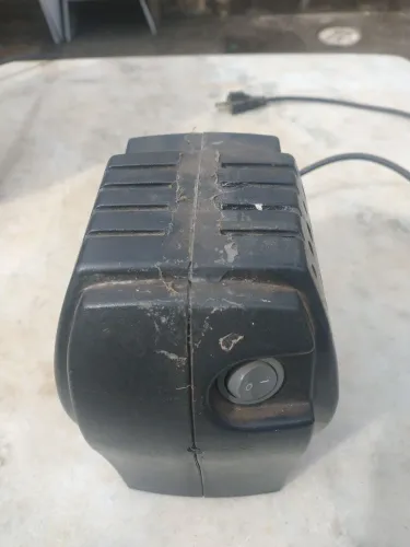 Estabilizador 220V / 127V Enermax