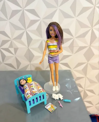 boneca barbie skipper baba de criança