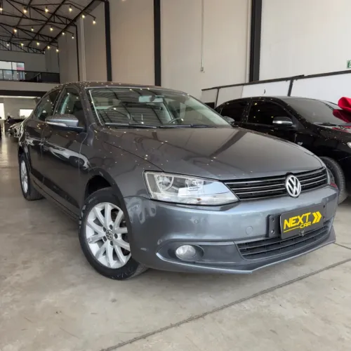 Volkswagen Jetta Comfortline 2.0 T.flex 8V 4P Tipt. 2013
