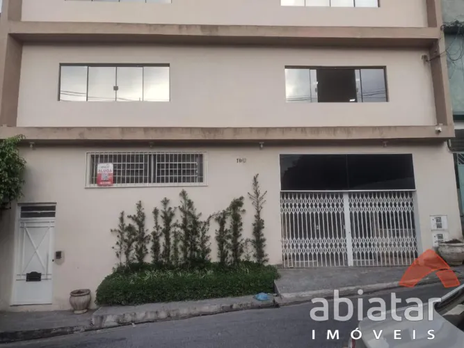 Locação de salão no Parque Pinheiros com lavabo.