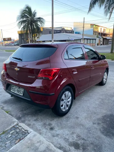 Chevrolet Onix Hatch LT 1.0 8V Flex Mec. 4P 2017