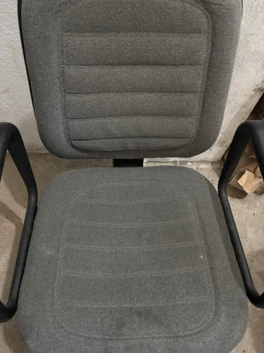 Cadeira estofada