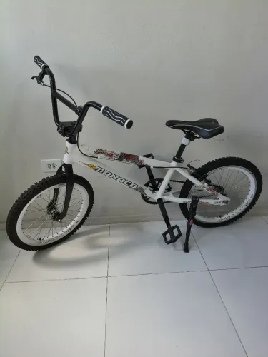 BMX Aro 20 praticamente nova