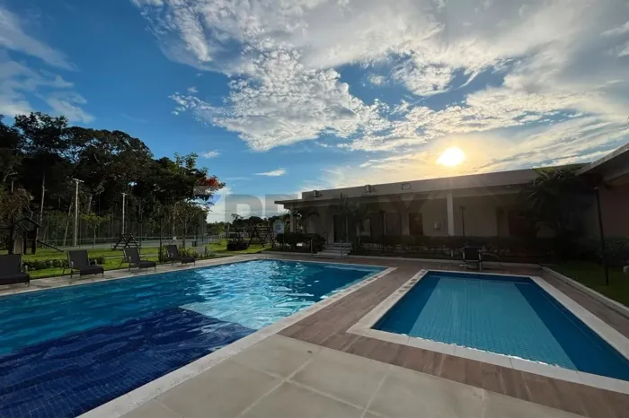 Lote de Esquina D21 no Condominio Mosaico Ponta Negra: 239 m² com Projeto de Sobrado e Fin