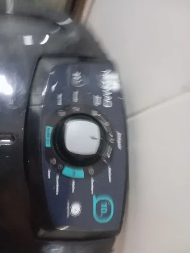 Tanquinho de lava roupa