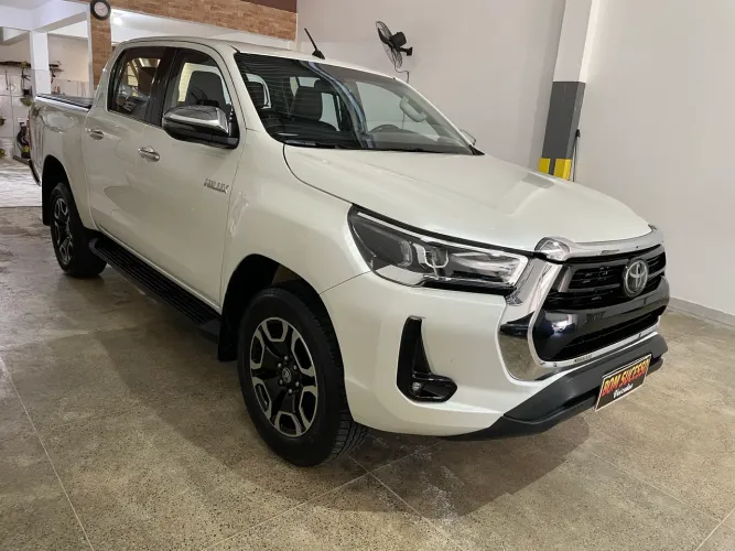 Toyota Hilux CD SRX 4X4 2.8 TDI 16V Diesel Aut. 2021