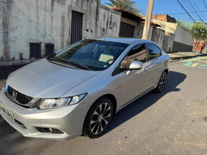 Honda Civic Sedan LXR 2.0 Flexone 16V Aut. 4P 2016