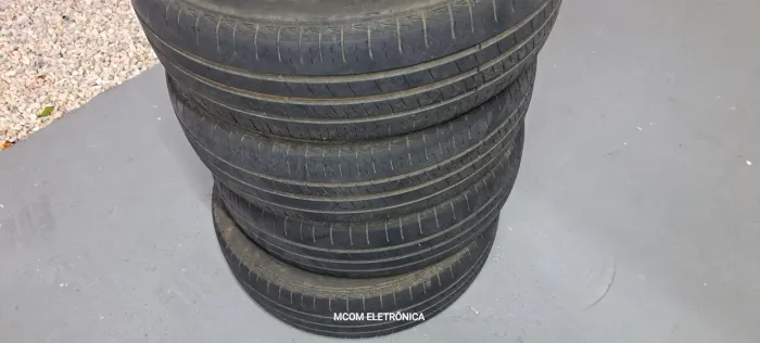 Pneu 185/65/15