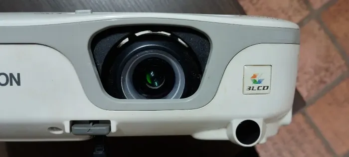 Projetor Epson x12 FullHD 1920x1080P 2800 Lumens +200 Polegadas LÂMPADA NOVA