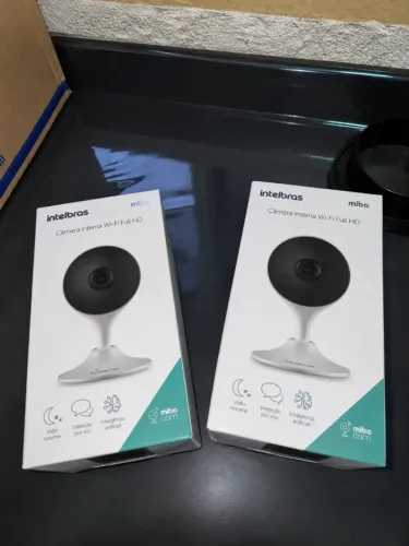 Câmera Interna Wi-Fi Full HD iM3 C Black Intelbras