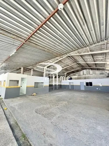 Galpão para alugar, 600 m² por R$ 20.000,00/mês - Piratininga - Niterói/RJ