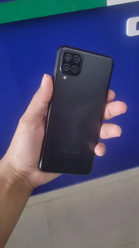 Samsung A12