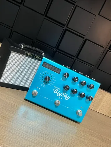 Pedal Reverb Strymon Bigsky 
