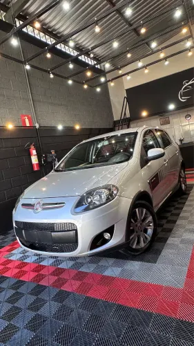 Fiat Palio Sporting 1.6 Flex 16V 5P 2014
