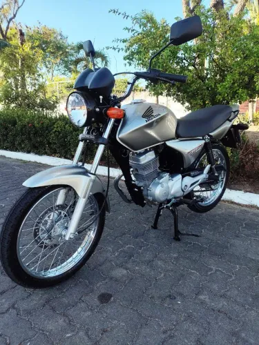 Honda CG 150 Titan ESD Impecável.
