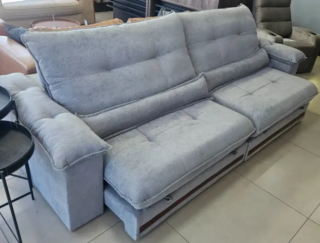 Sofá Retrátil e Reclinável 2.90