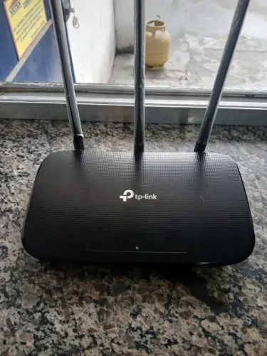 Aparelho de WiFi de 3 antenas 