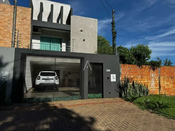 Sobrado 3 quartos à venda no Bairro ALTO ALEGRE em CASCAVEL por R$ 790.000,00