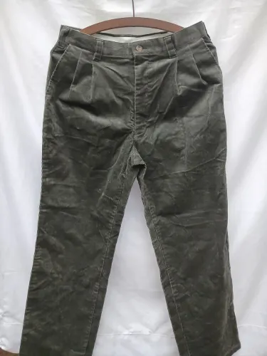 Calça de Veludo Cotelê Verde Musgo Duck Head - Vintage / Retrô