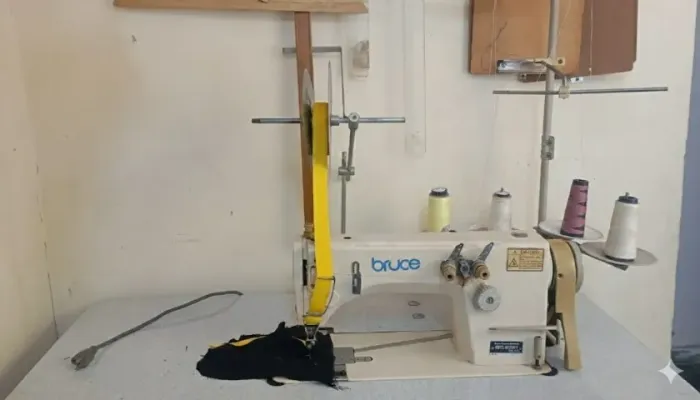 Máquina 2 Agulhas Ponto Corrente - BRUCE - BRC-8558 - Cobre Gola e Prespontadeira