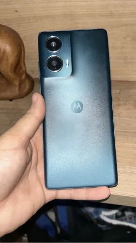 Edge 50 fusion