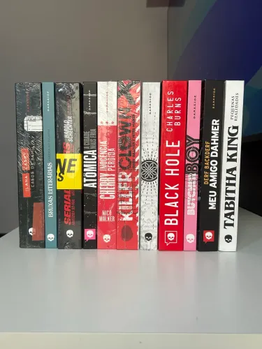 Livro Anatomia do Mal || Mônica 