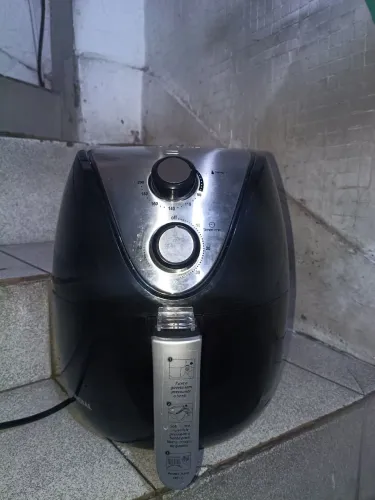 Air Fryer Mondial Pouco Usada - Funcionando, com Detalhe no Botão