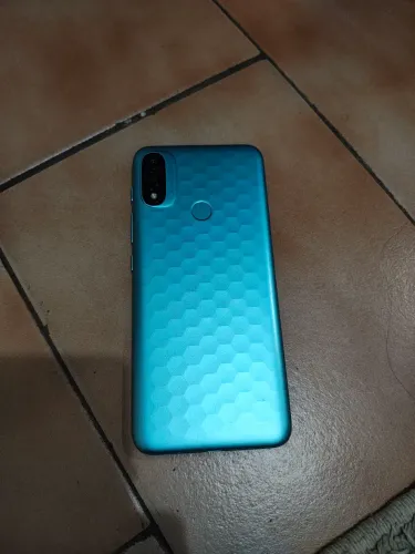 Motorola Moto E20 32 Azul recondicionado funcionando tudo vai com capinha
