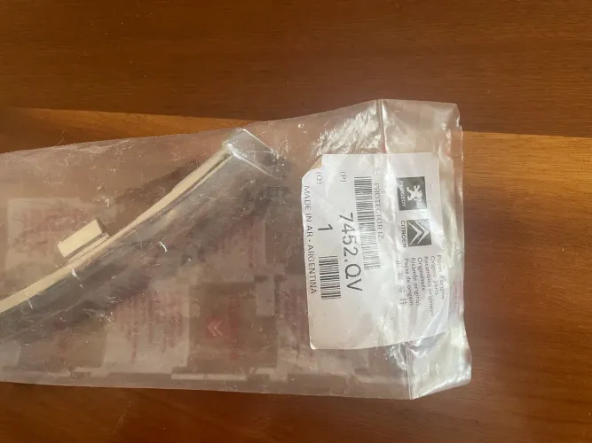 Friso traseiro (lado motorista) XSara Picasso 2008