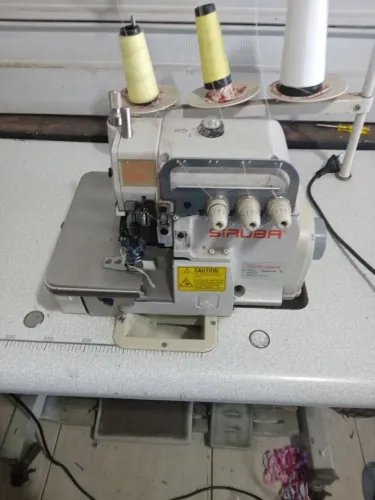 Máquina  industriais  siruba uma agulha  industriais  *  WhatsApp 