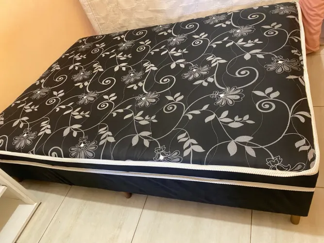 Cama Box