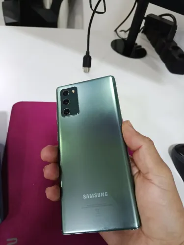 Celular Galaxy not 20 5G grava em 8k