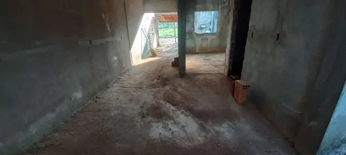URGENTE VENDO Lote com construção sobrado inacabado
