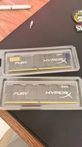 2 Memória RAM Kingston HyperX Fury 24GB DDR4 2133MHz CL14 - 16GB + 8GB