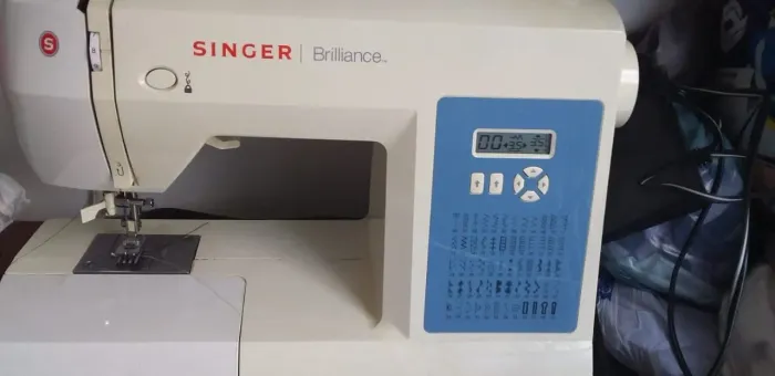 Máquina de costura Singer 