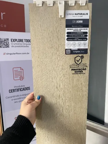 Piso vinílico Singularfloor Jasmim