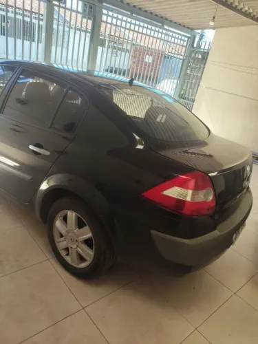 Renault Megane Sedan Dynamique 2.0 16V Aut. 2009