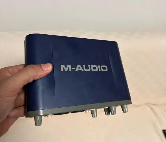 Interface de áudio M Audio - Fast Track Pro
