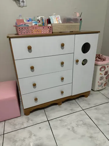 Cômoda infantil bebê