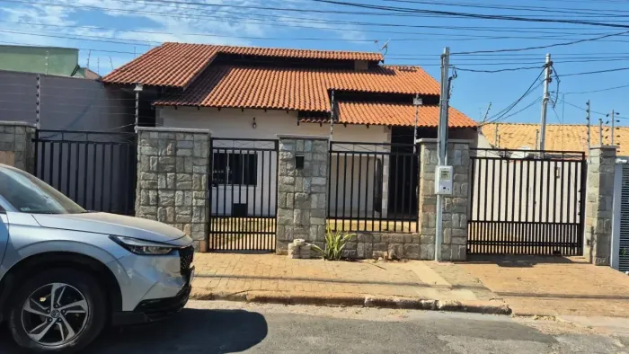 ALUGO OU VENDO CASA NO BOA ESPERANÇA