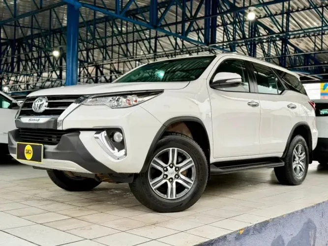 Toyota Hilux SW4 SRV 4X2 2.7 Flex 16V Aut. 2020