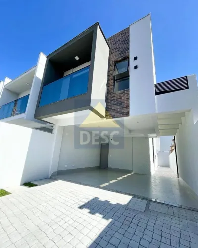Sobrado à venda no Residencial Vila Traful no Centro de Itajaí