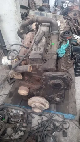 Motor Cummins 6cilindros turbinado 