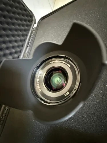 Lente Sony Fe 28-70mm F/3.5-5.6 Oss