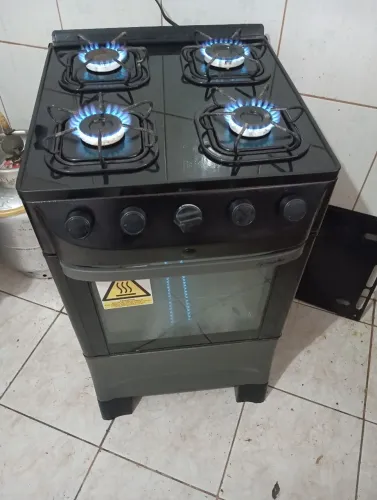 Fogão 4 Bocas Muller Conservado Mesa de Vidro Forno Ok! Acendimento Elétrico