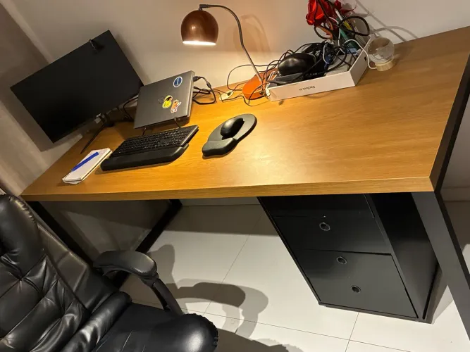 Mesa Presidente 190x70x75cm - Excelente Estado