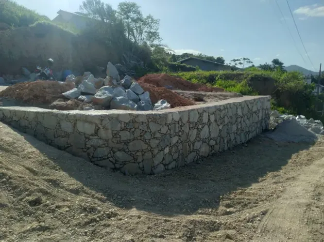Muros em pedra 