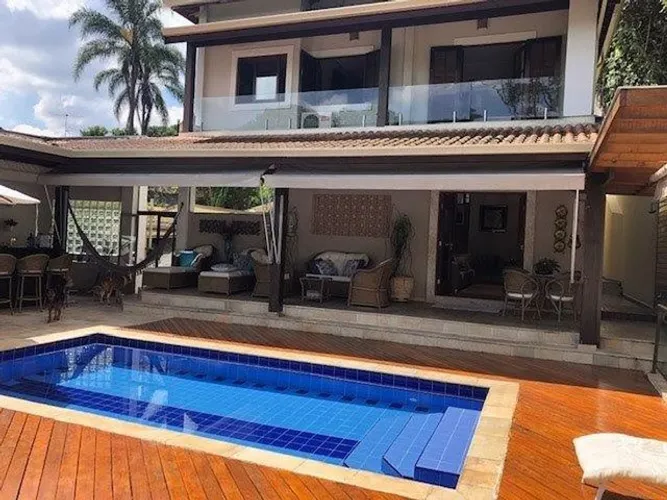 Casa com 3 dormitórios à venda, 276 m² por R$ 1.590.000,00 - Granja Viana - Carapicuíba/SP
