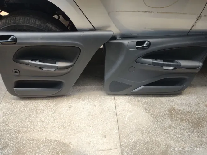 forro de porta lado direito gol G6 G7 